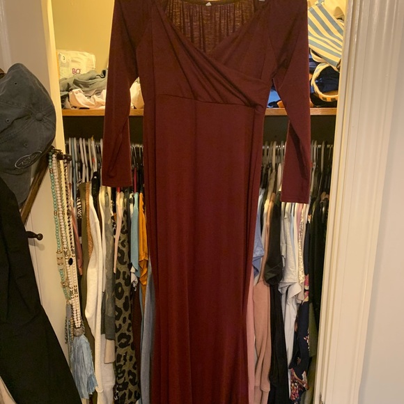 Beautiful maternity dress size small - Picture 2 of 3